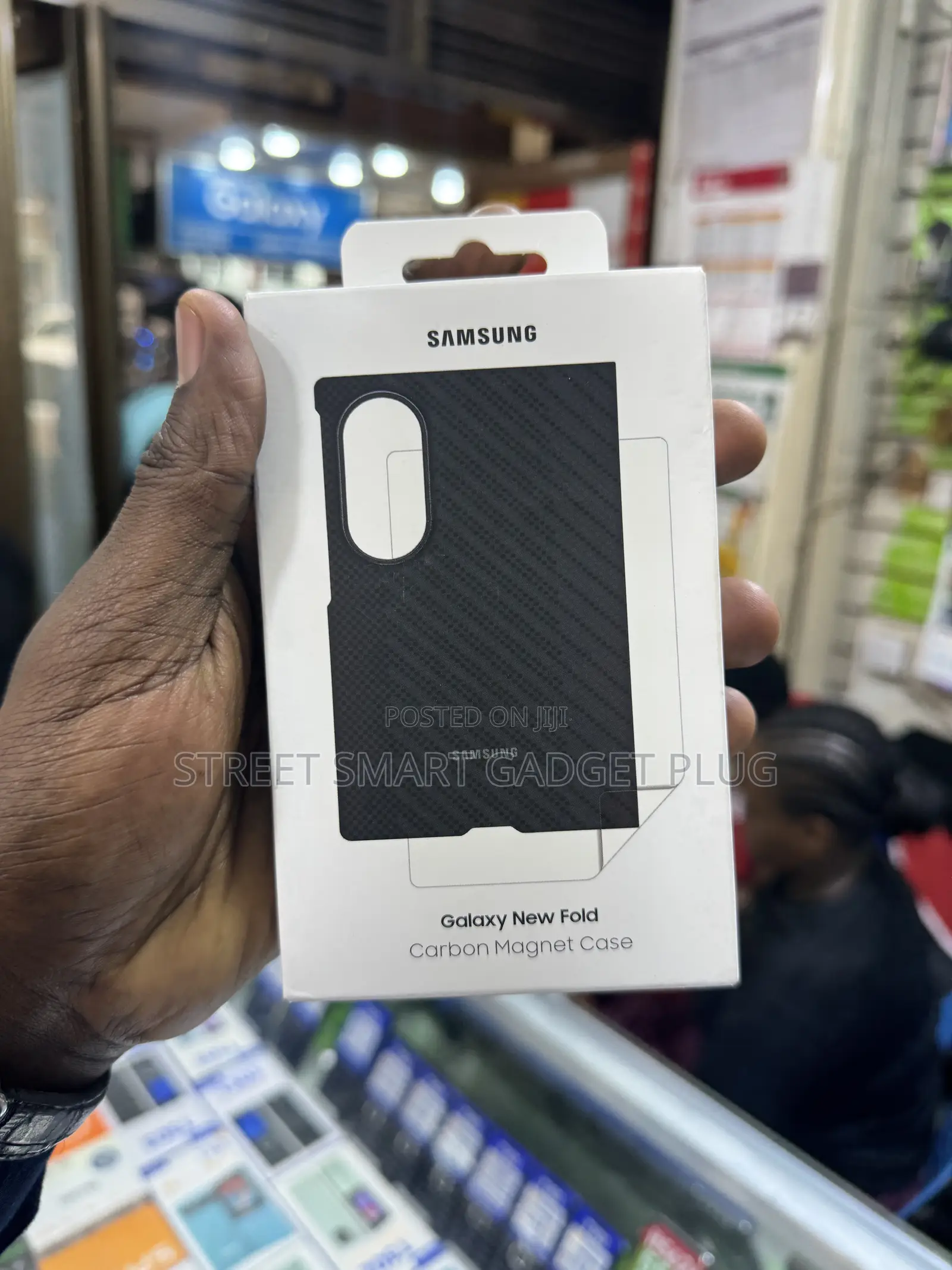 Samusang Galaxy Fold 8 Carbon Magnetic Case