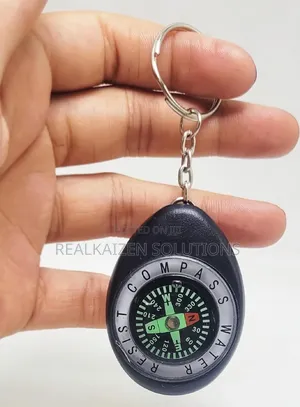 Mini Oval Pocket Compass Keychain Outdoor Navigation Compass