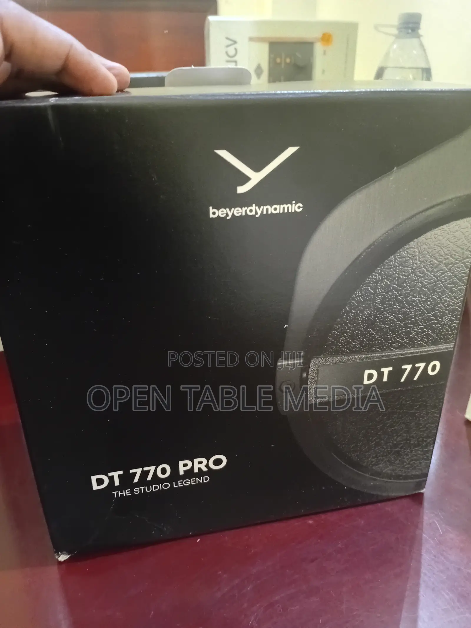 Beyerdynamic Dt 770 Pro 250 Ohm Studio Headphones