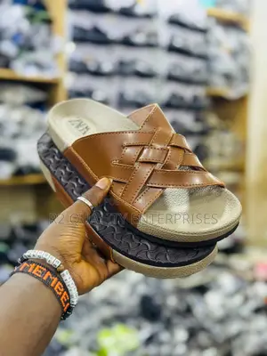 Mate Designed Open Shoes