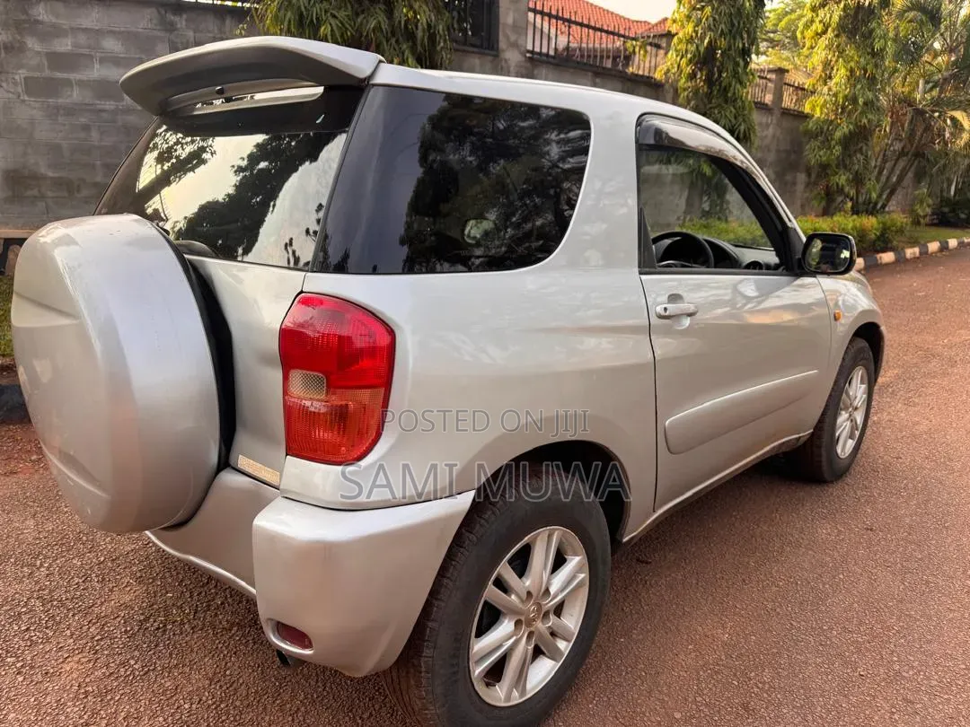 Toyota RAV4 Automatic 2003 Silver