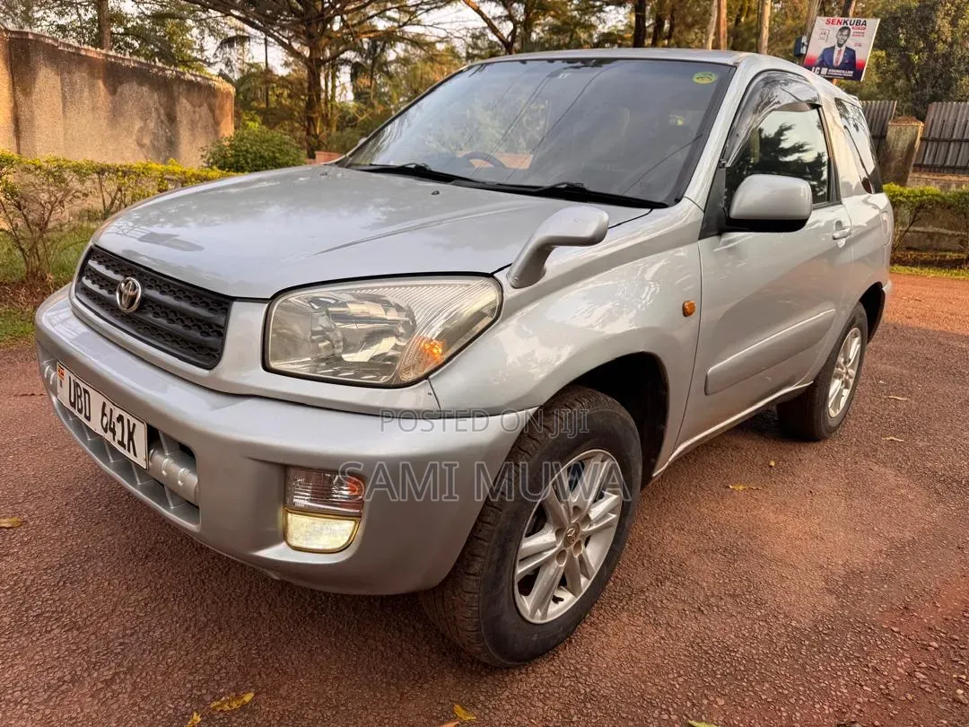 Toyota RAV4 Automatic 2003 Silver