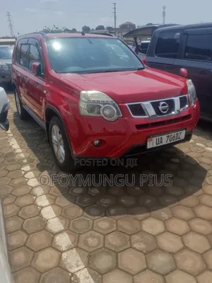 Nissan X-Trail 2011 Red