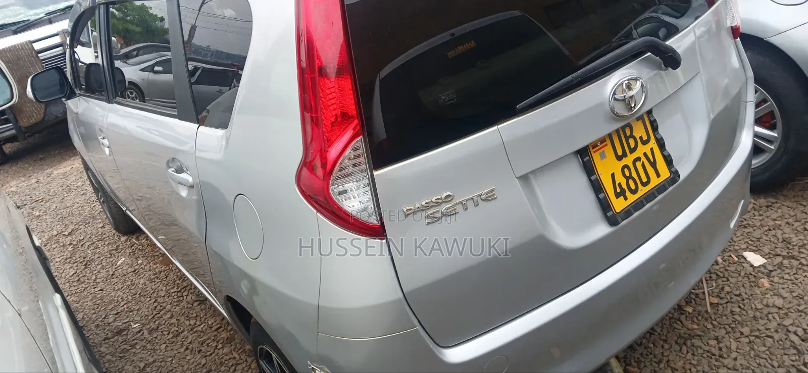 Toyota Passo Sette 2009 Silver