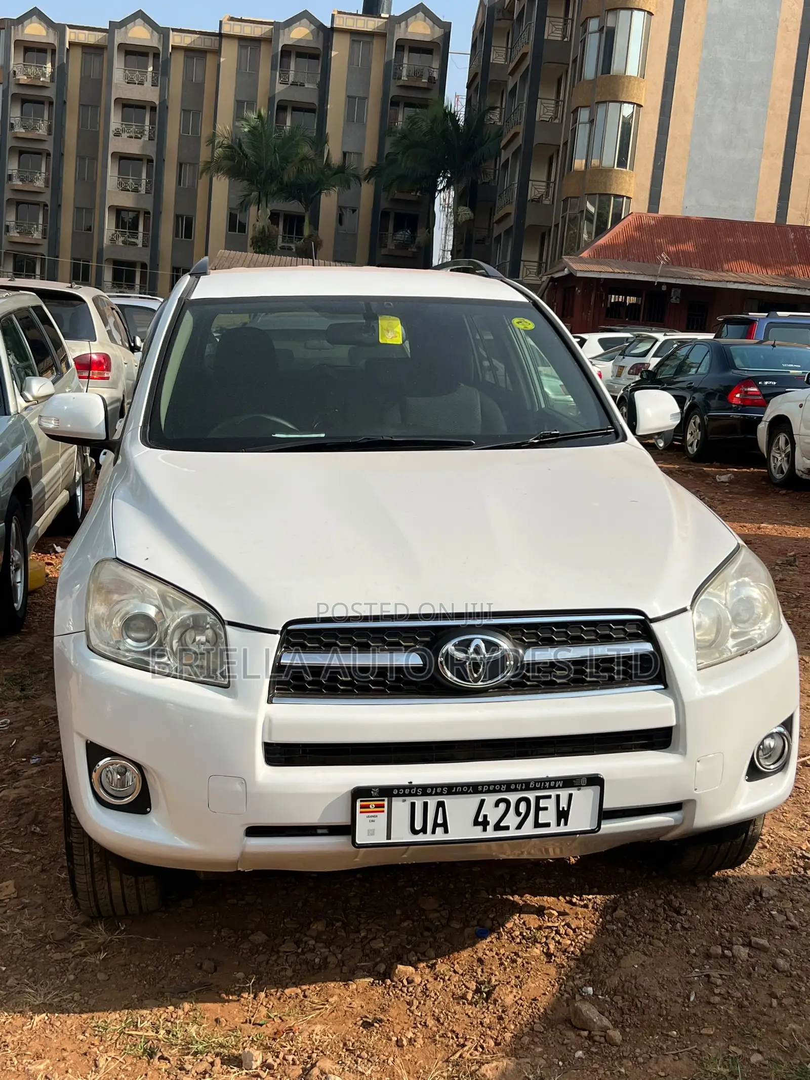 Toyota RAV4 2010 White