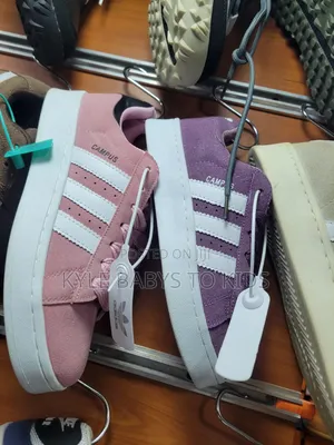 Adidas Campus 00s