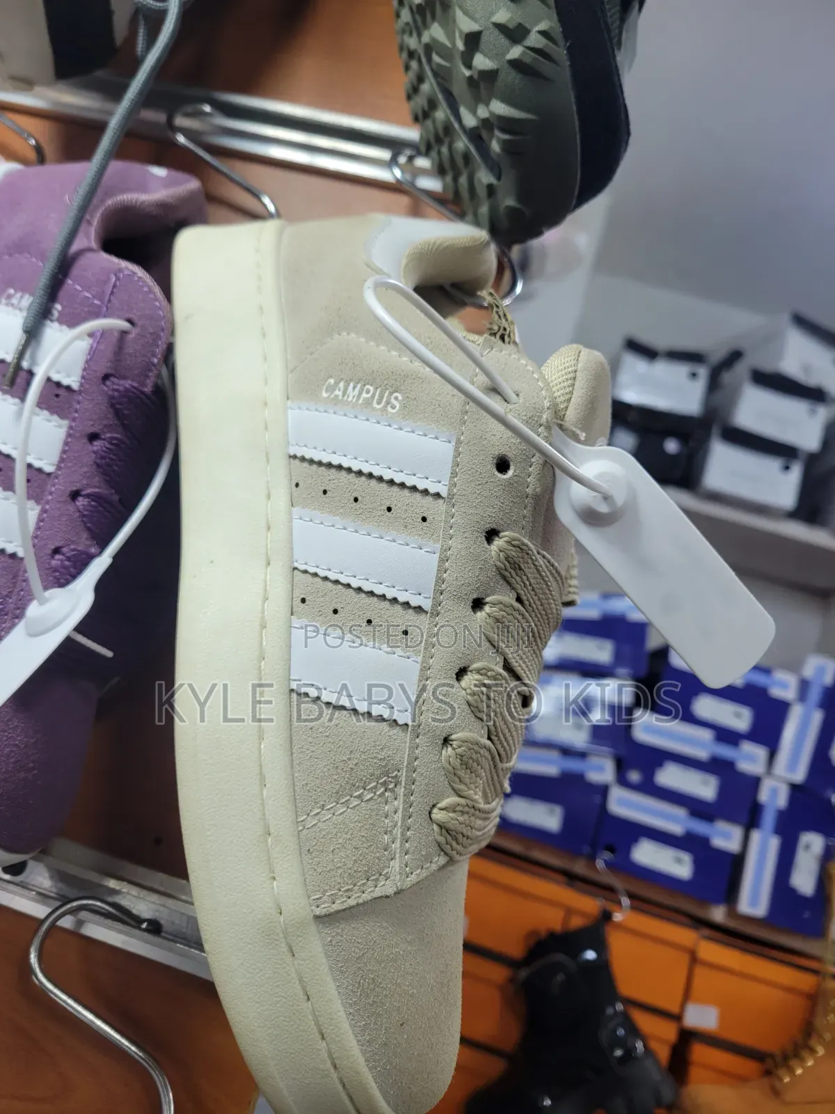 Adidas Campus 00s