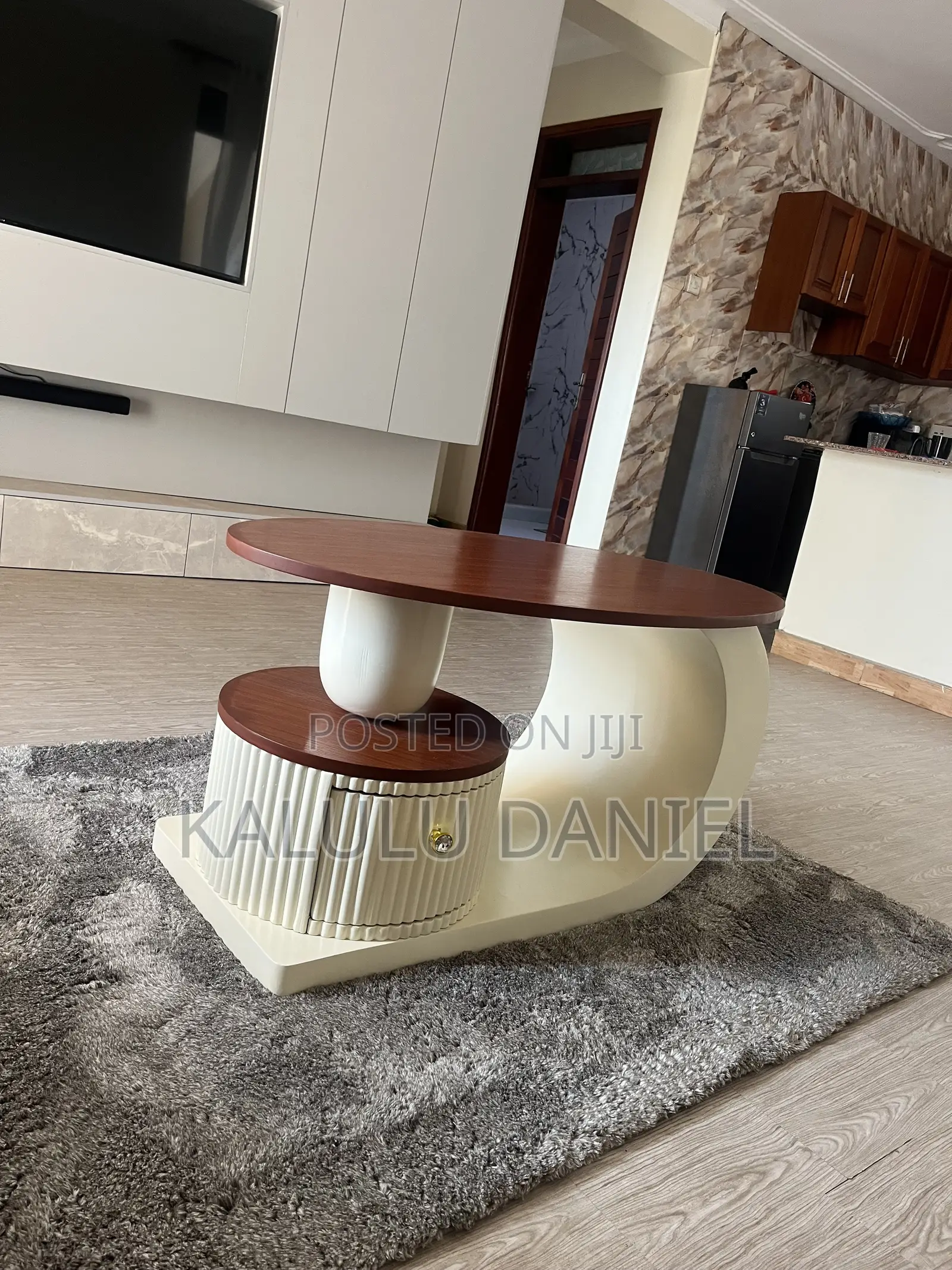 Luxury Oval Coffee Table