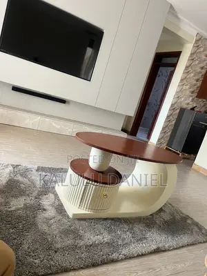 Luxury Oval Coffee Table