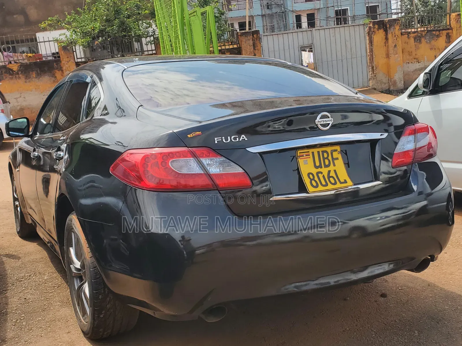 Nissan Fuga 2012 Black