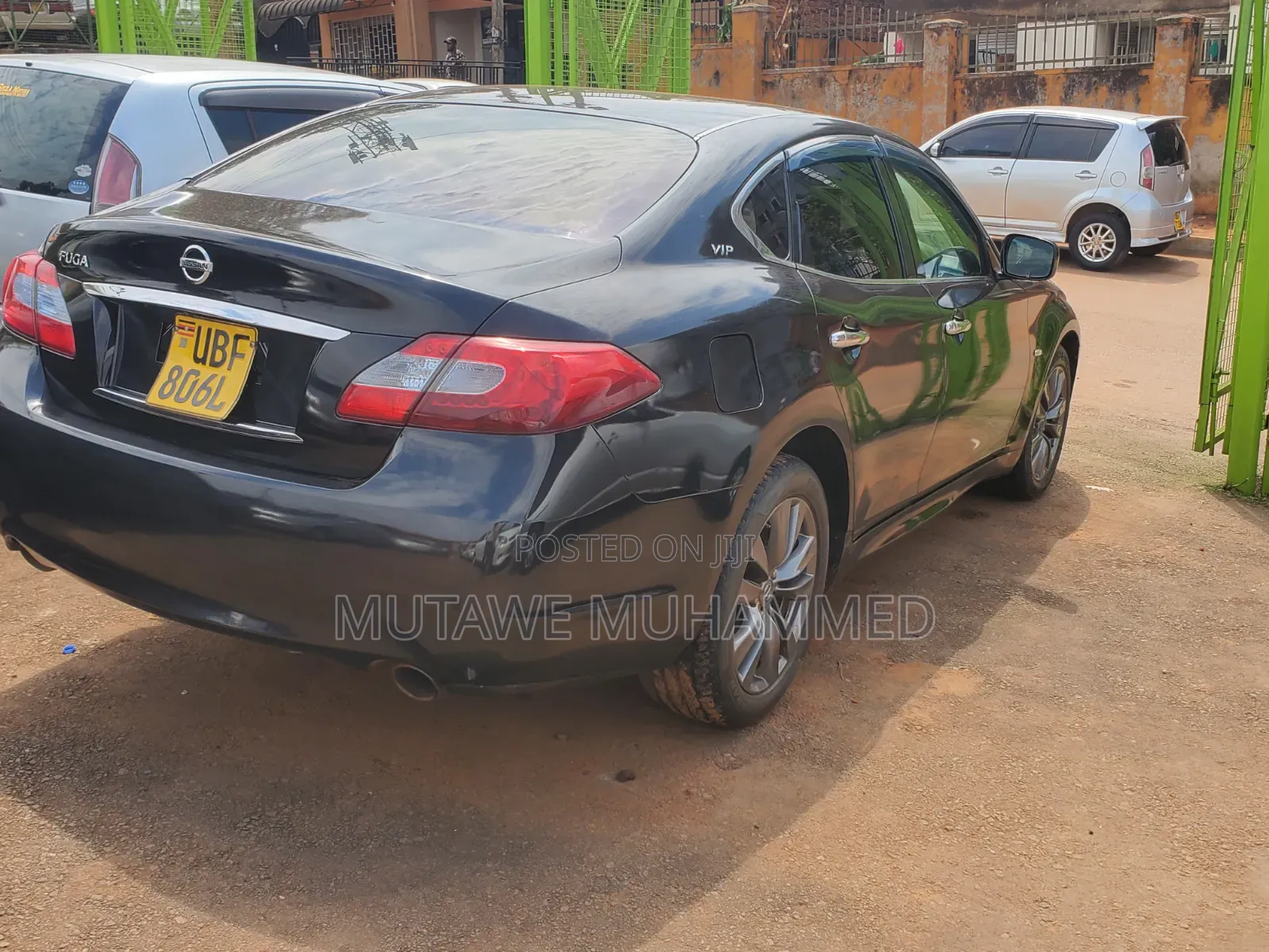 Nissan Fuga 2012 Black