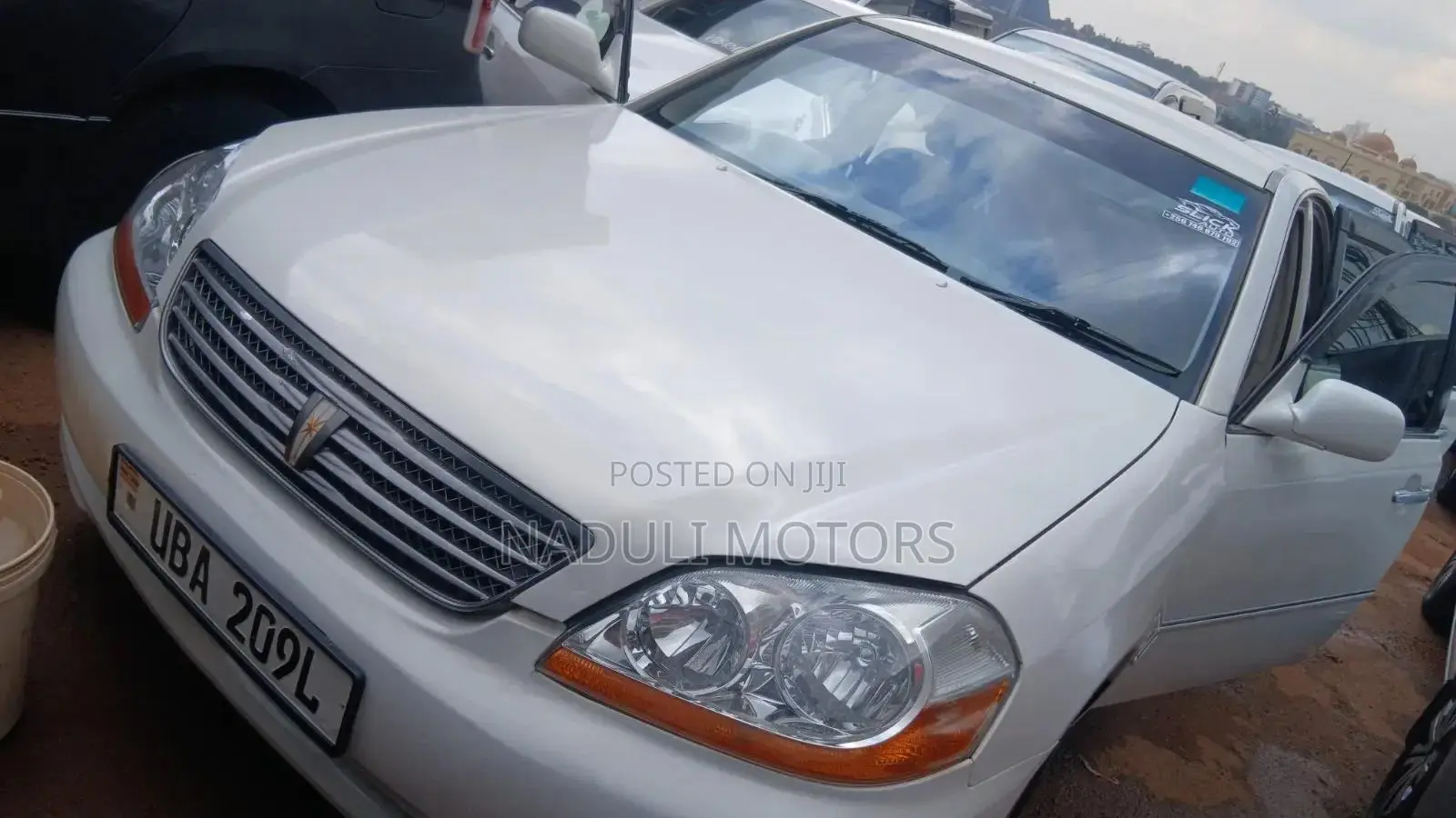 Toyota Mark II 2004 White