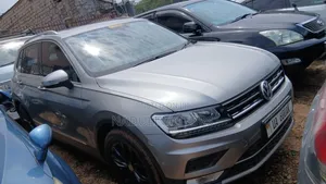 Volkswagen Tiguan 2017 Silver