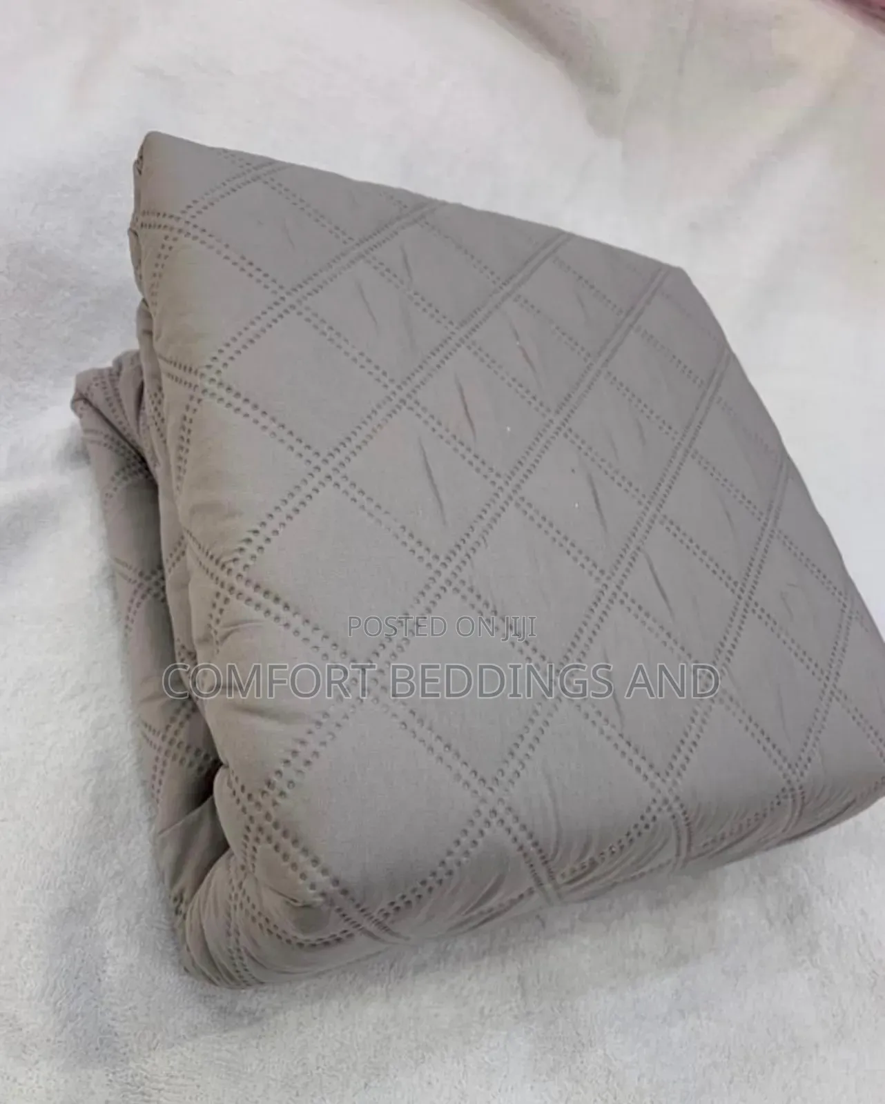 Square Quilted Mattress Protector Gray