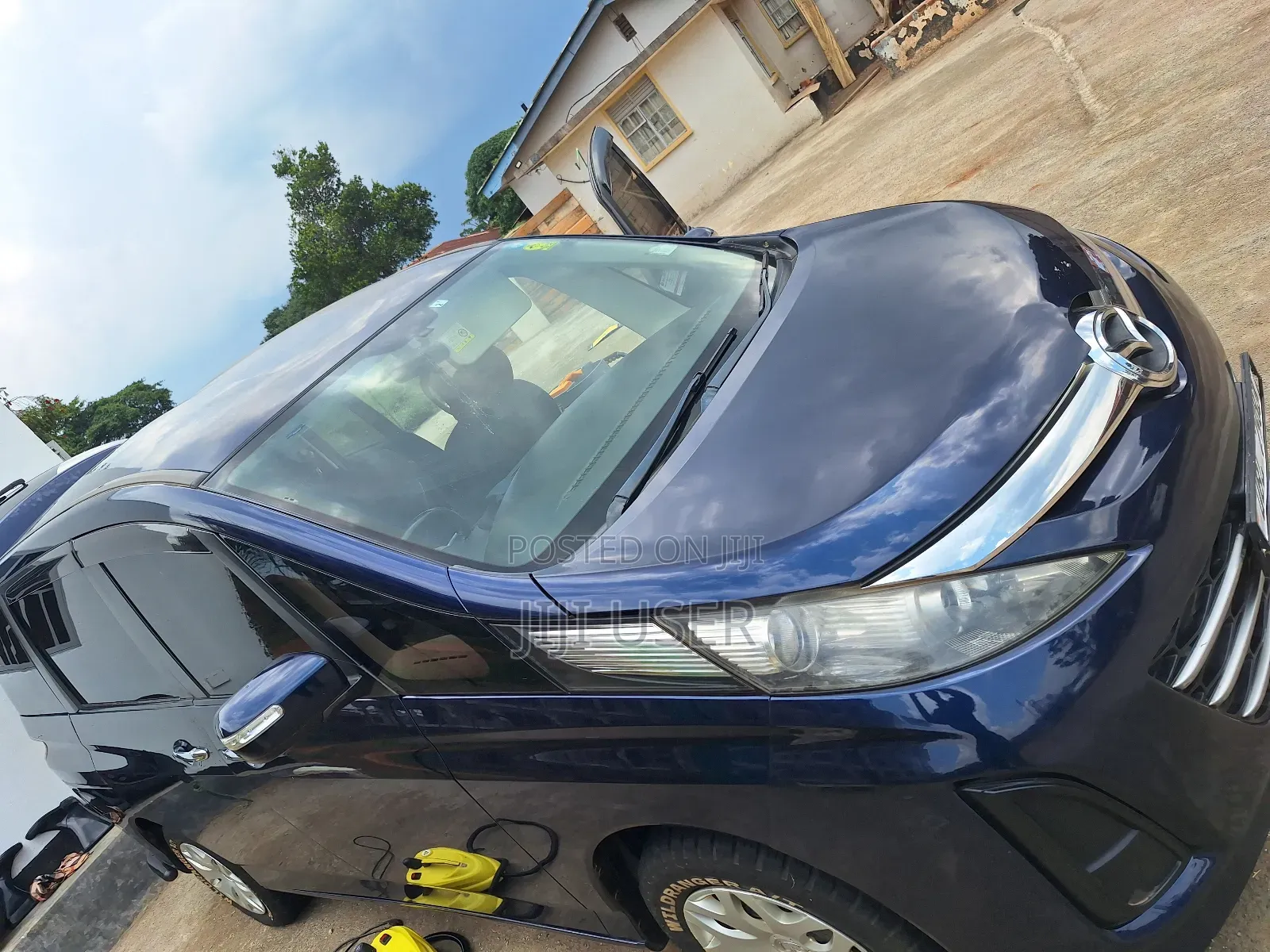 Mazda Biante 2011 Blue