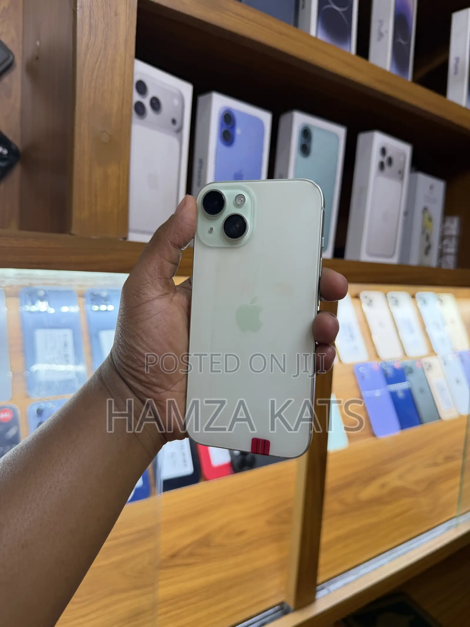 Apple iPhone 15 128 GB Green