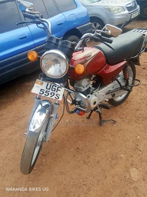 Bajaj Boxer 100 2024 Red