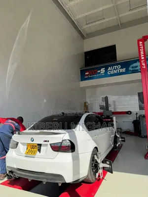 BMW 320i 2014 White