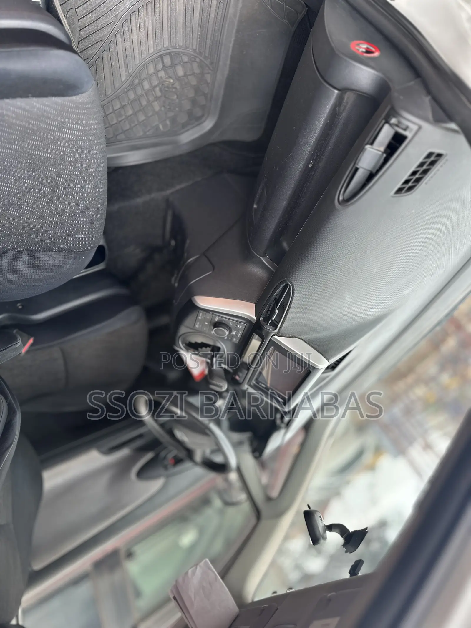 Toyota Wish 2011 White