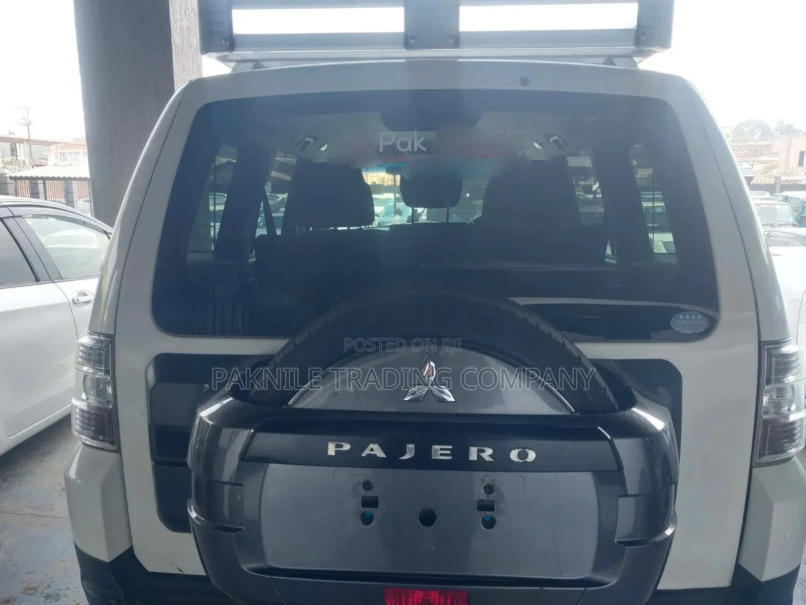 Mitsubishi Pajero V80 3.2 DI-D 2013 White