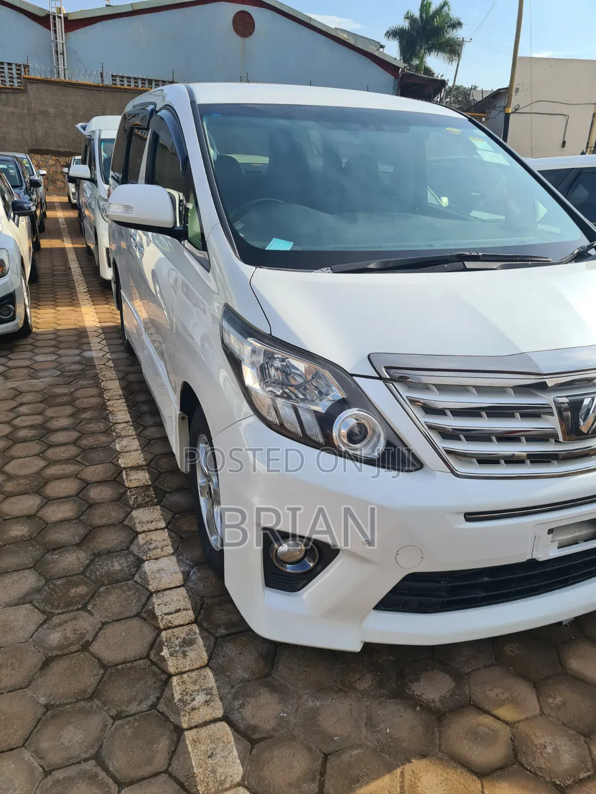 Toyota Alphard 2013 White