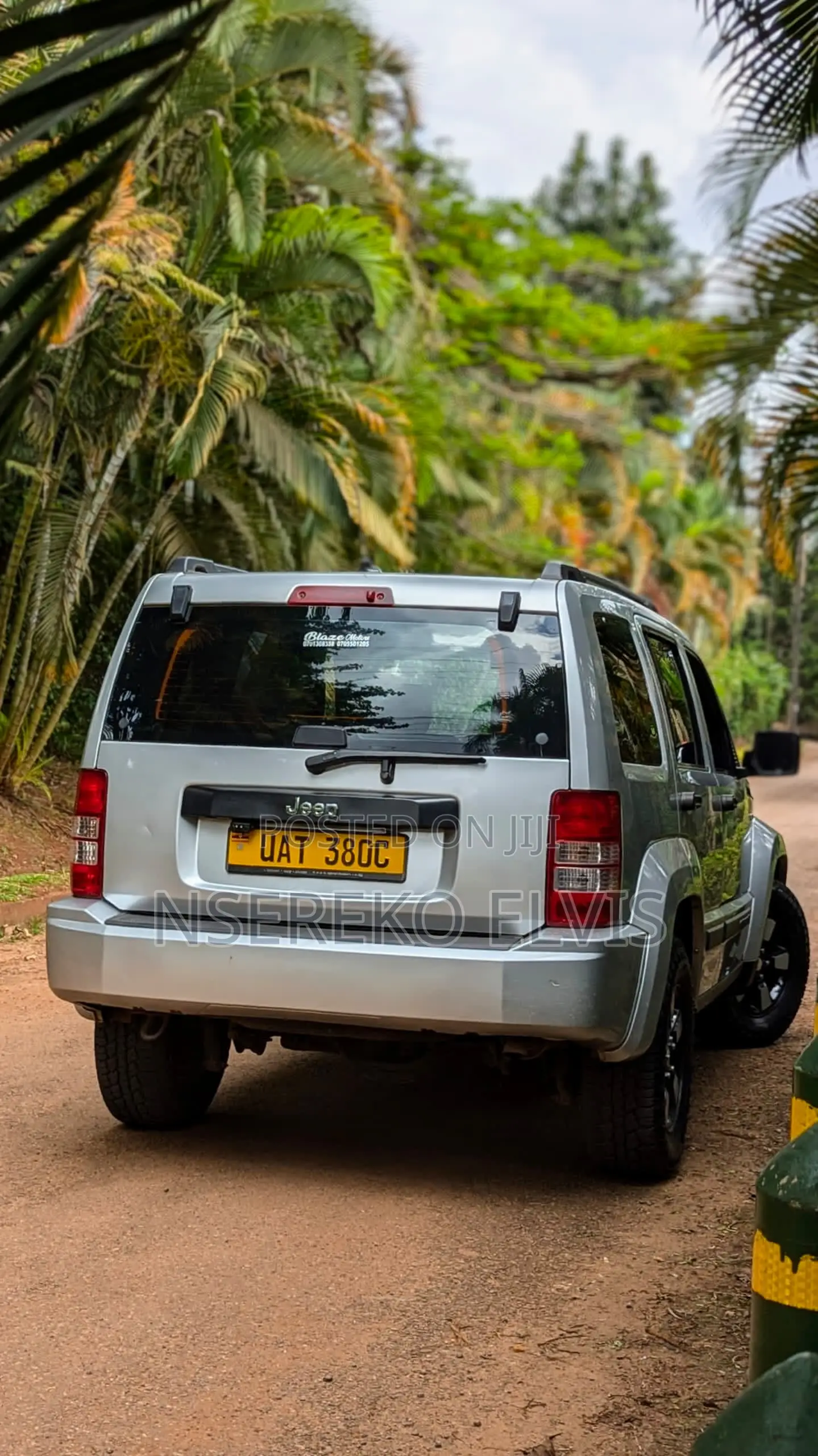 Jeep Cherokee 2013 Silver