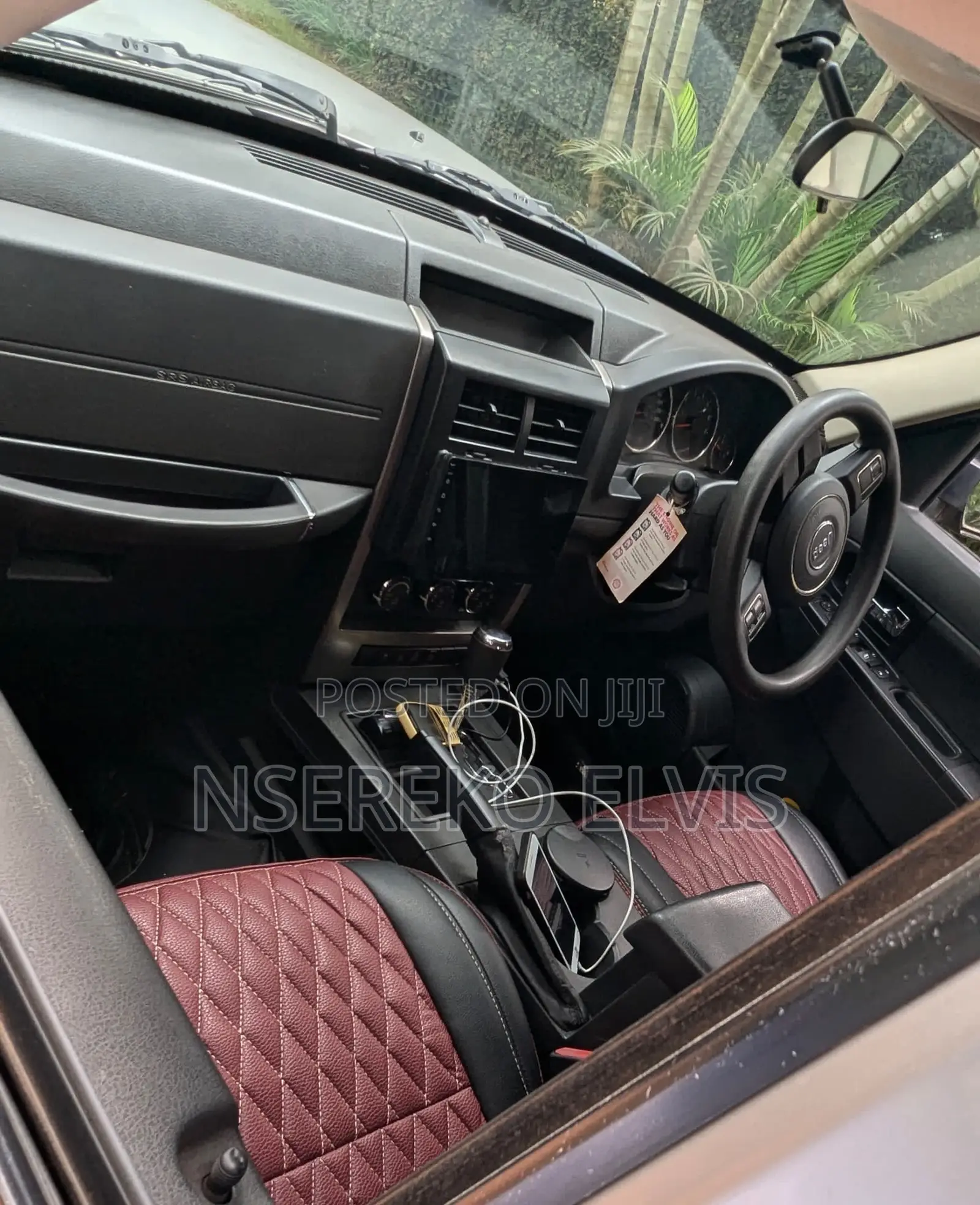 Jeep Cherokee 2013 Silver