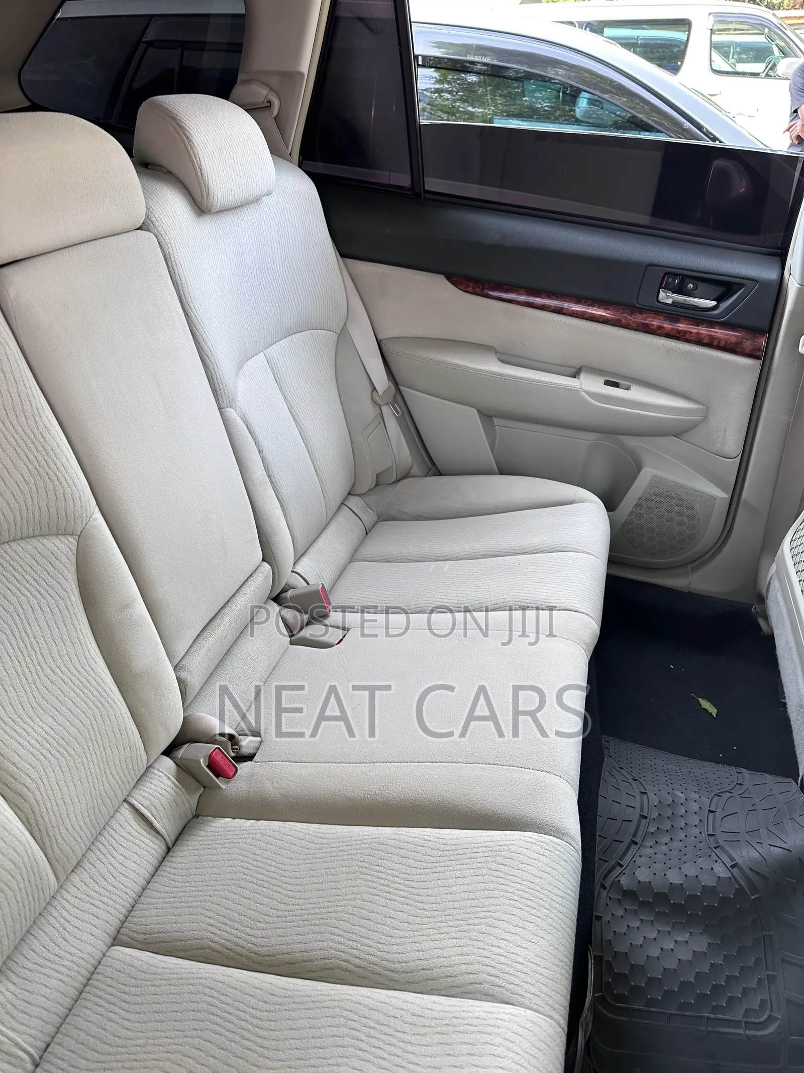 Subaru Outback 2011 Gray