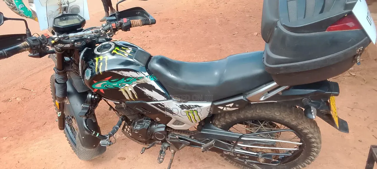 Hero Xpulse 200 2021 Black