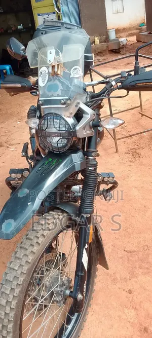 Hero Xpulse 200 2021 Black