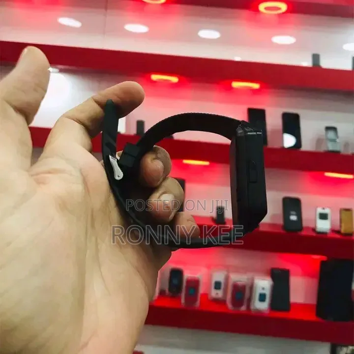 Call or Receive Calls  Dmart Watch