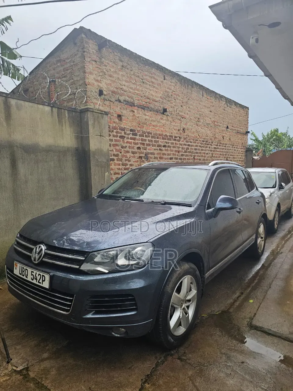 Volkswagen Touareg 2013 Gray