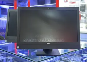 Desktop Computer Dell OptiPlex 7070 8GB Intel Core i5 HDD 500GB