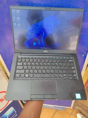 Laptop Dell Latitude 7390 8GB Intel Core i7 SSD 256GB