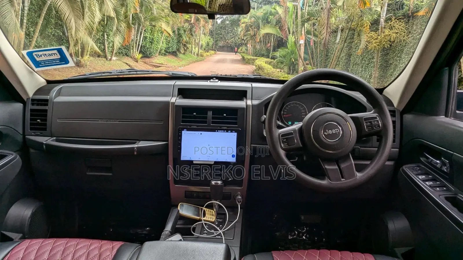 Jeep Cherokee 2013 Silver