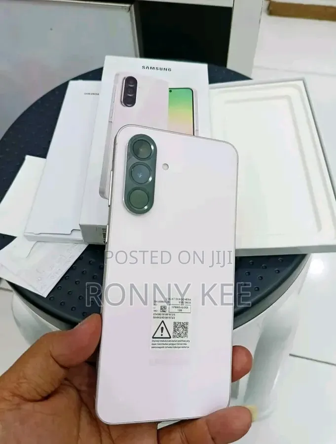 New Samsung Galaxy A56 256 GB Pink