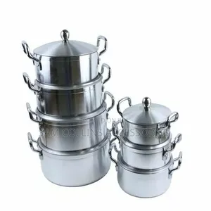 Saucepan Sets in Different Sizes and Shapes and Functions for Home Use