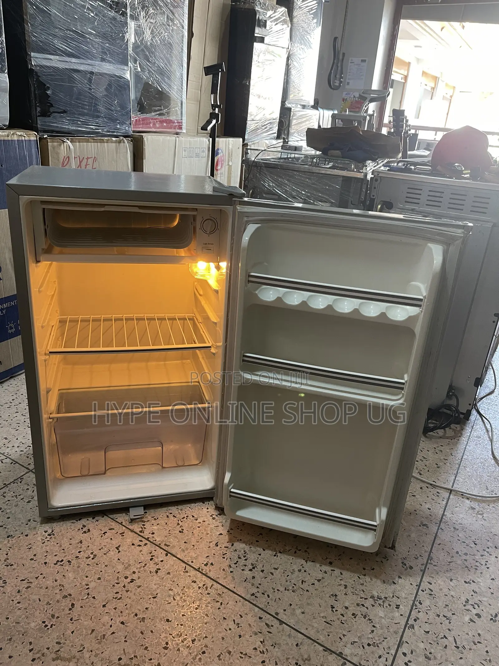 Energy Saving-Keep Fresh Imported Used Adh 120L Fridge