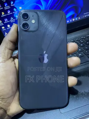 Apple iPhone 11 64 GB Black