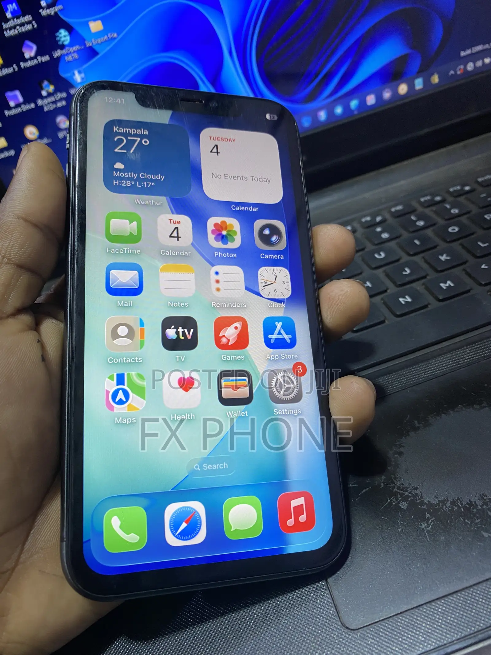 Apple iPhone 11 64 GB Black