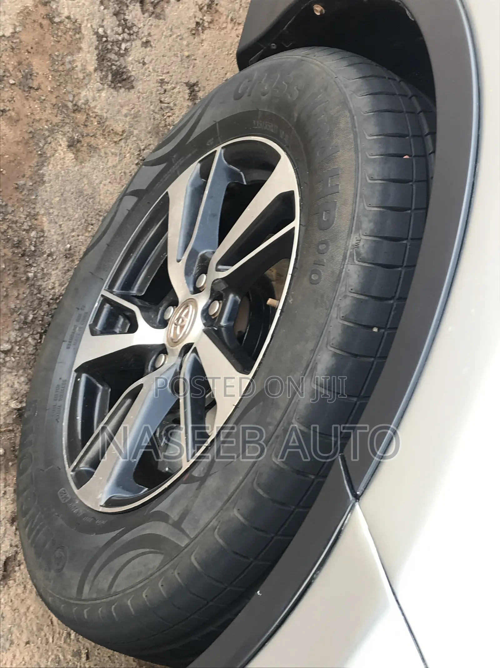 Toyota RAV4 2016 Silver