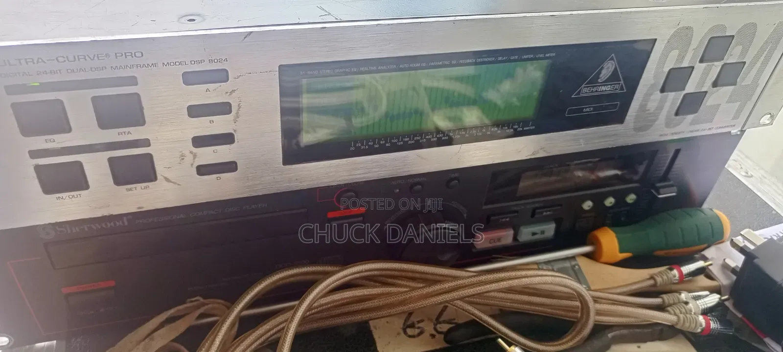 Behringer 2 Channels Digital Equalizer 31 Band