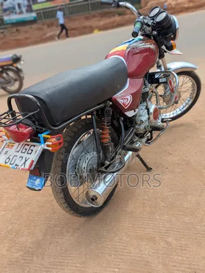 Bajaj Boxer 2024 Red