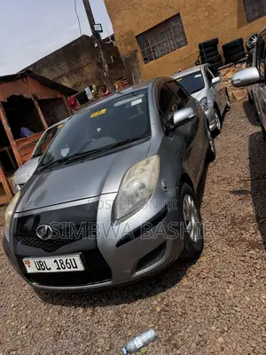 Toyota Vitz 2008 Gray