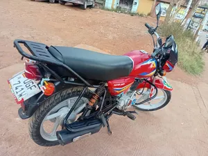 Bajaj CT 125X 2025 Red