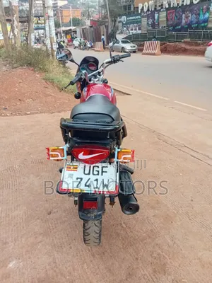 Bajaj CT 125X 2025 Red