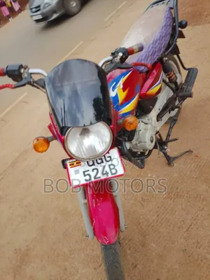 Bajaj CT 125X 2025 Red