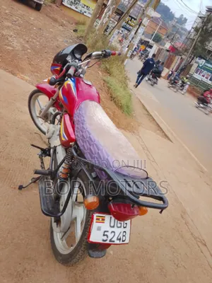 Bajaj CT 125X 2025 Red