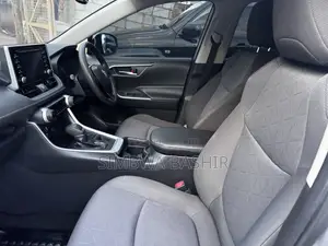 Toyota RAV4 2020 Silver