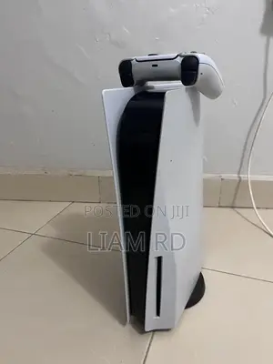 PS5 Console